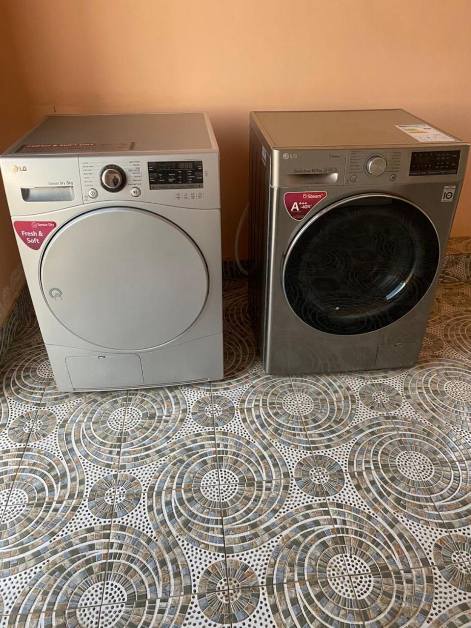 דקר Residence Adja Binta Kane Sour מראה חיצוני תמונה