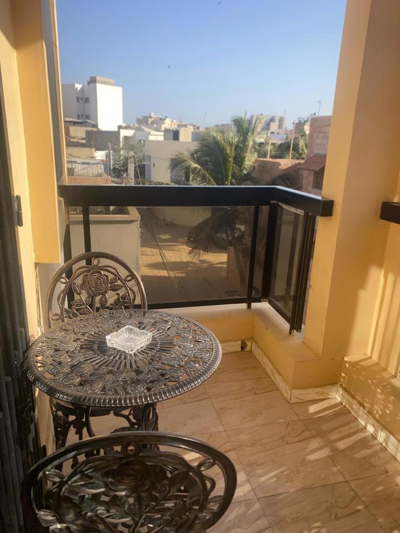 דקר Residence Adja Binta Kane Sour מראה חיצוני תמונה